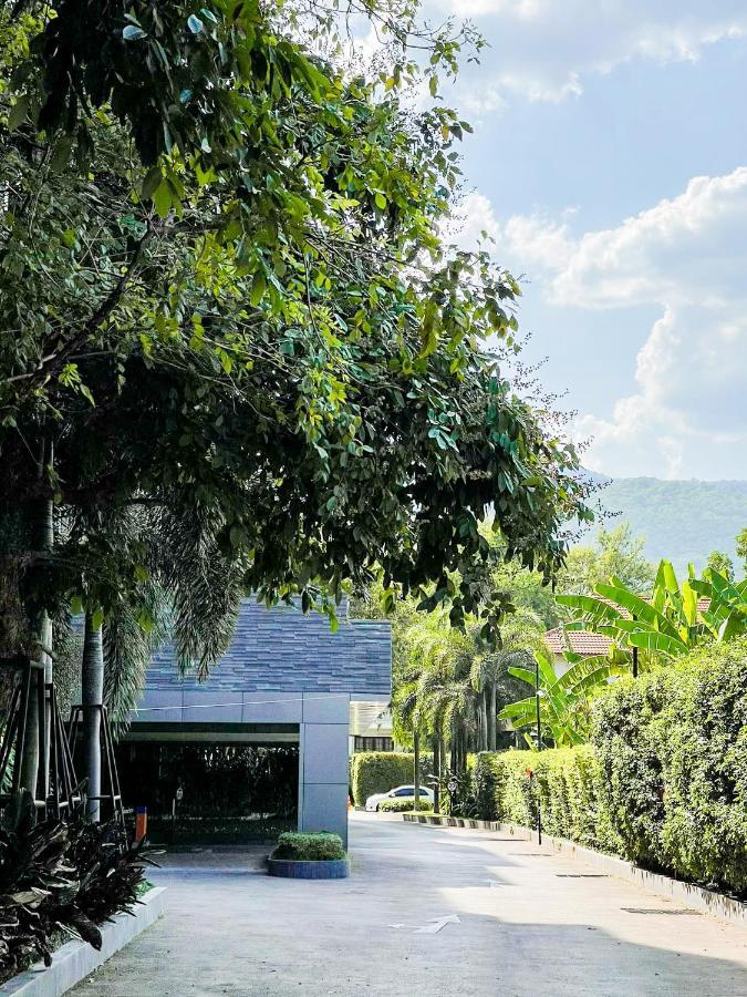 The Star Hill Condo Luxury Suites Chiang Mai Exterior photo